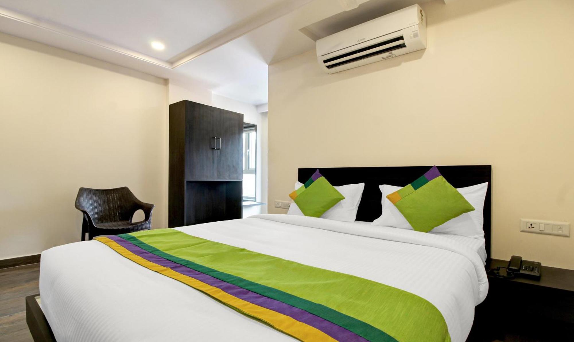 Treebo Excella Hotel Визакхапатнам Екстериор снимка